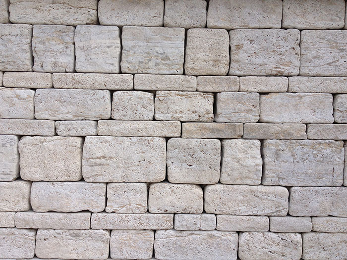 Travertinmauer